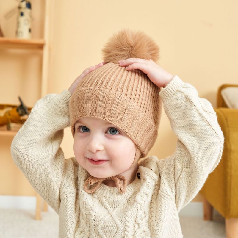 Småbarn Baby Ensfarget Lue Strikket Lue Med Pom Pom Fortykket Varm Ørebeskyttelseshette Vinter For Jenter Gutter